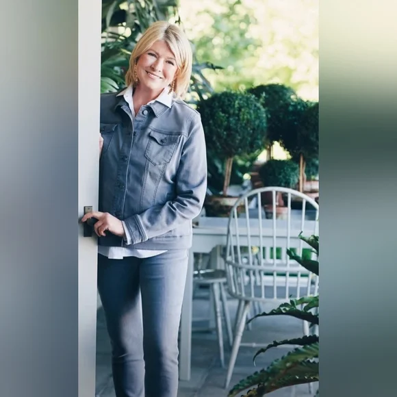 NEW!!! Martha Stewart Denim Jean Jacket,Sz Large,NWT - Picture 2 of 6